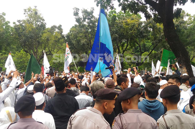 Tiba di Balai Kota,...