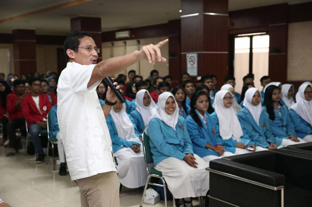 Sandiaga Akan Buat Aplikasi...
