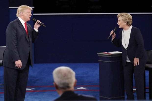 Survei: Trump atau Hillary?...