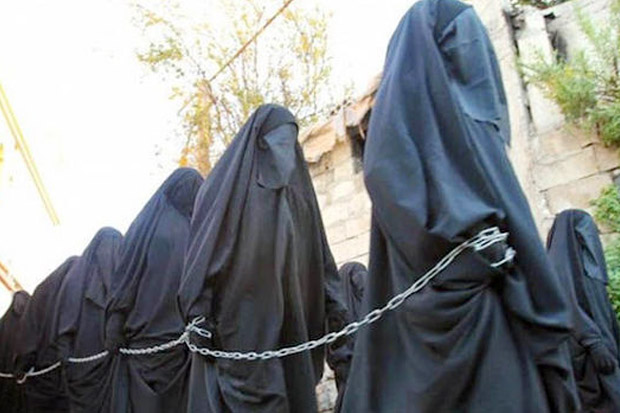 ISIS Evakuasi Budak...