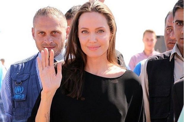 Kangen Brad Pitt, Angelina...