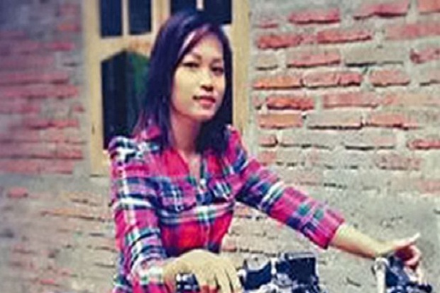 Bankir Inggris Memperkosa...
