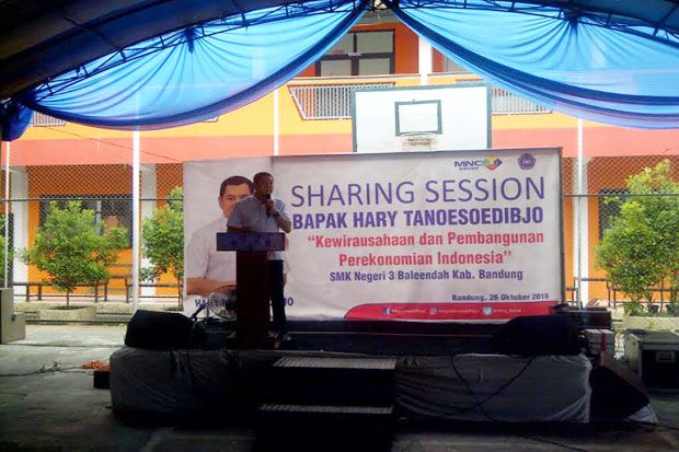 Cara HT Ajak Siswa untuk...