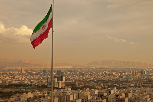 Iran Kembali Penjarakan...