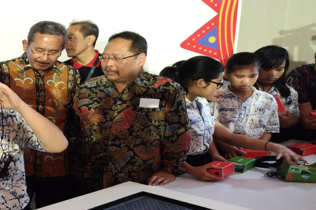 Digitalisasi Tarik Pengguna...