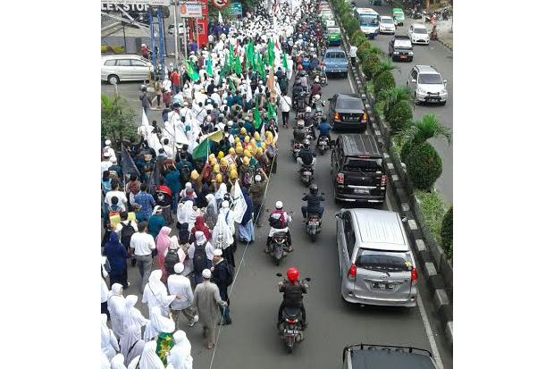 Ribuan Warga Bogor Minta...