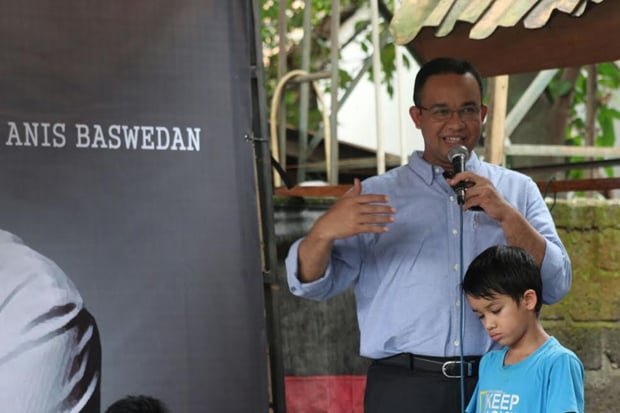 Blusukan ke Pasar Tebet,...