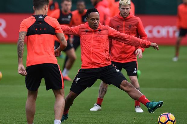 Nathaniel Clyne Masuk...