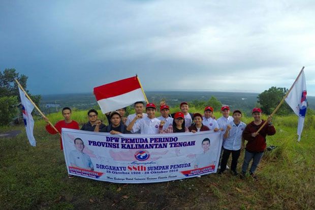 Sumpah Pemuda, Merah...