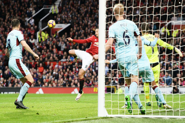 Schmeichel Claims Heatons...