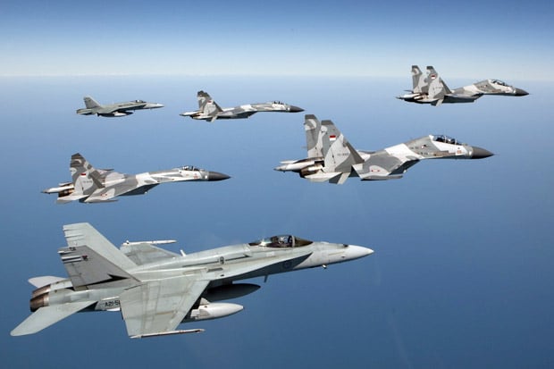 TNI AU-Marinir AS Gelar...