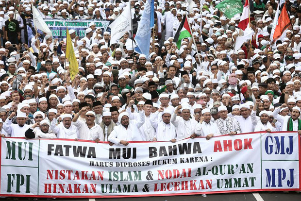 Demo 4 November, Massa...