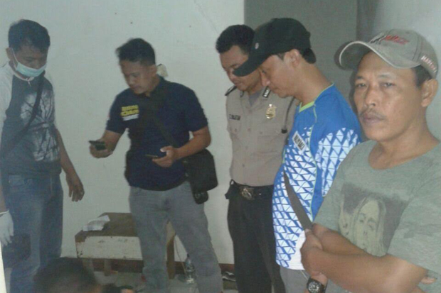 Numpang Tidur di Kontrakan...