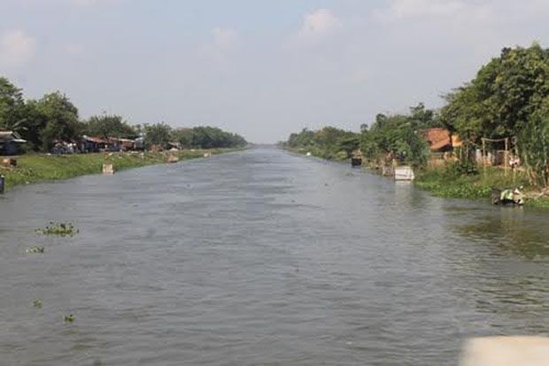 Sungai Cilamaya Tercemar,...