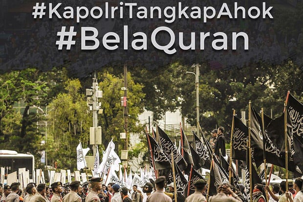 Demo 4 November, #KapolriTangkapAhok...
