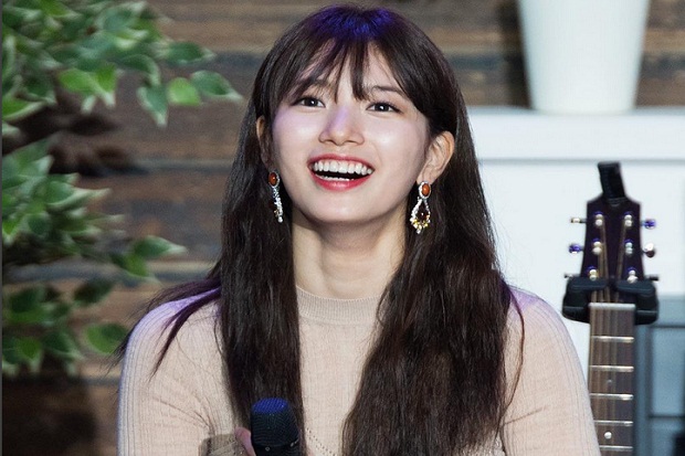 Suzy Bae Pamer Cincin...