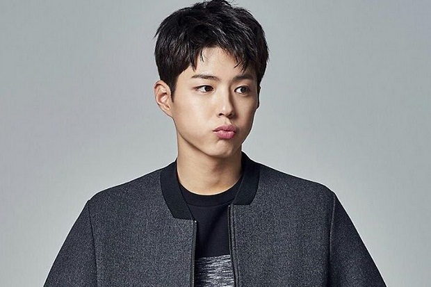 Januari, Park Bo Gum...