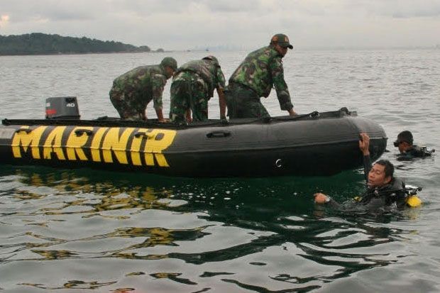 Cari TKI Tenggelam,...