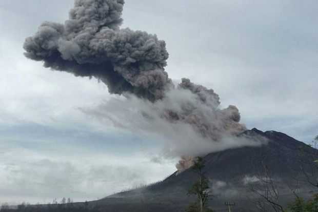 Gunung Sinabung Kembali...