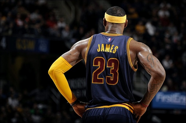 LeBron James Masuk Daftar...