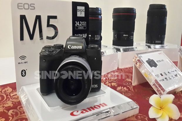 Canon EOS M5 Kamera...