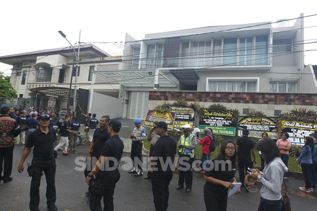 Pengacara Korban Curigai...