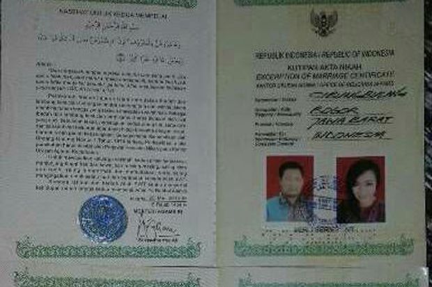 Beredar Foto Surat Nikah...