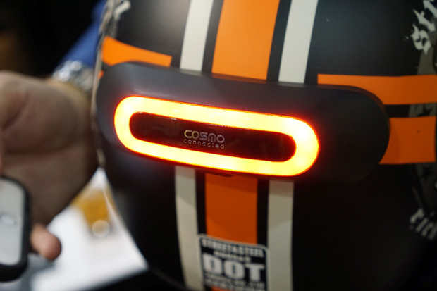 Aksesoris Lampu Helm...