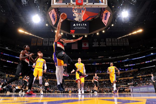 Blazers Rebut Kemenangan...