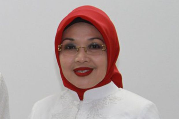 Karier Sylviana Murni,...