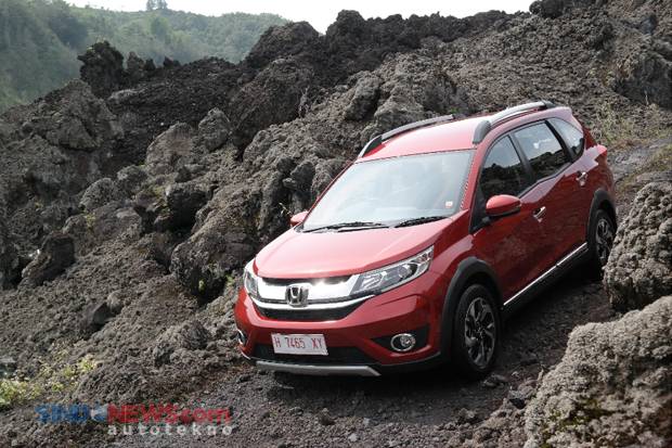 Honda Targetkan Penjualan...