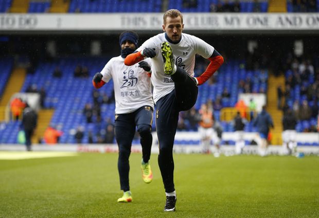 Susunan Pemain Tottenham...