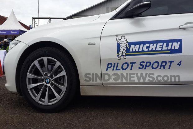 Michelin Pilot Sport...