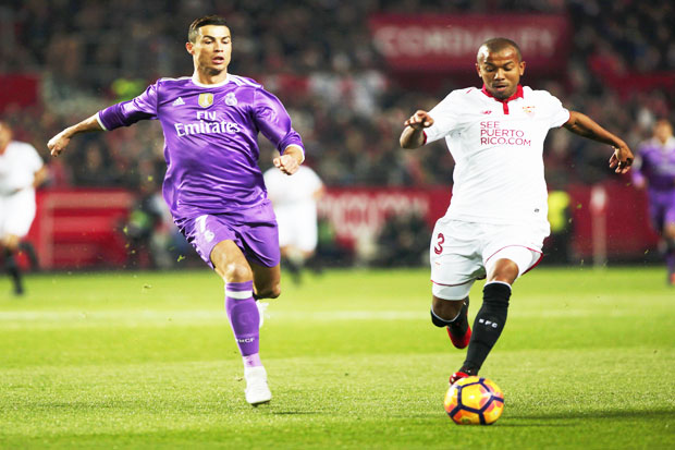 Sevilla Stoped 40 Run...