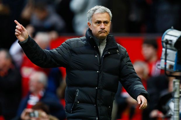 Mourinho Puji Pertahanan...