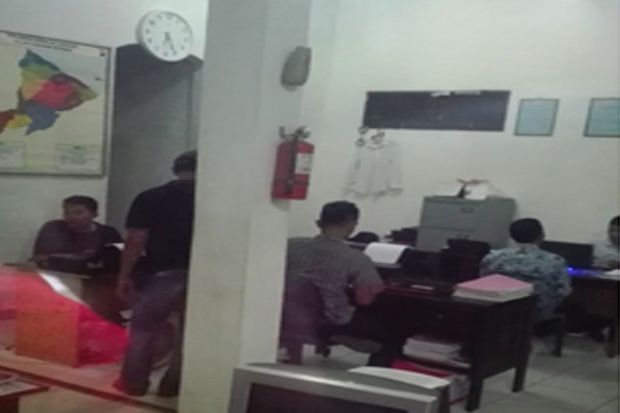 Pesta Sabu di Kompleks...