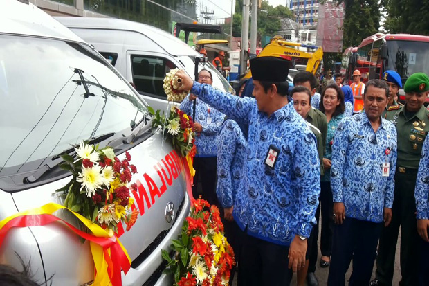 Si Cepat, Mobil Ambulance...