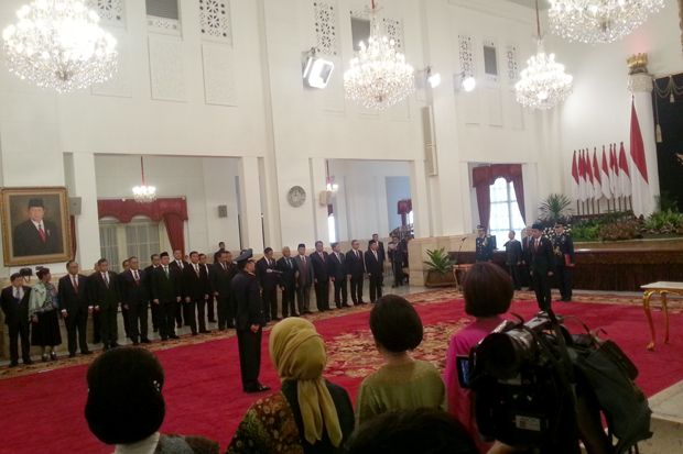 Jokowi Lantik Hadi Tjahjanto...