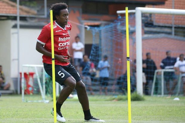 Pelatih Bali United...