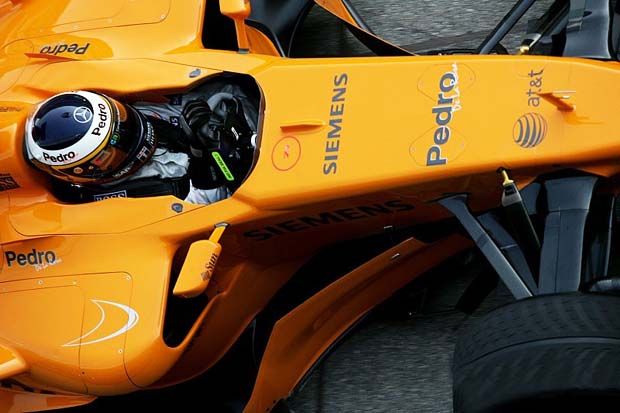 Ron Dennis Pergi, McLaren...