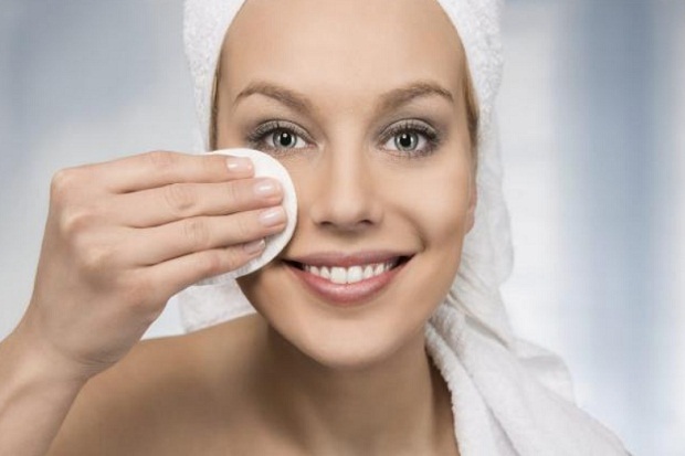 Manfaat Micellar Water...