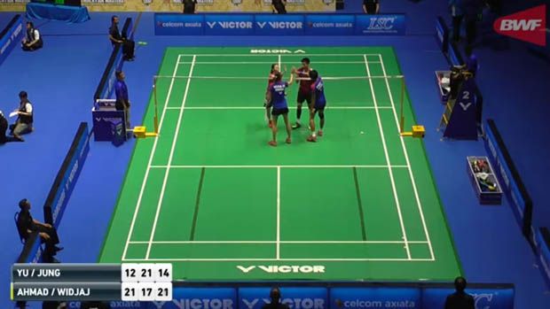 Tontowi/Gloria Pesan...