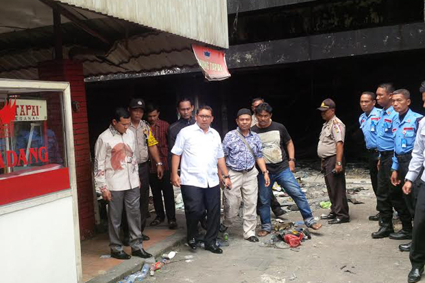 DPR Persilakan Korban...