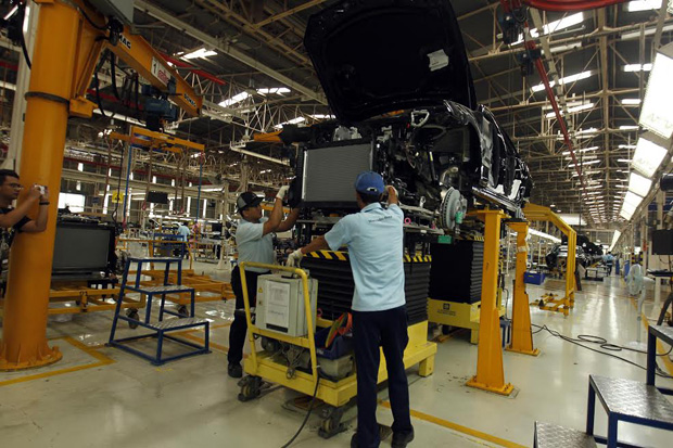 Mercedes-Benz Mulai...