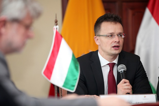 Hungaria Berharap AS...