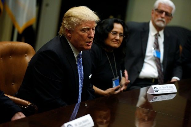 Taliban Minta Trump...