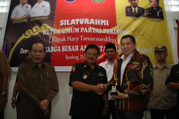 HT Ajak Angkatan Muda...