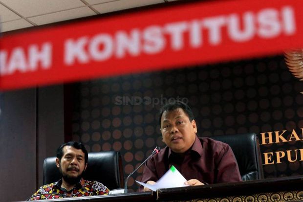 Patrialis Akbar Ditangkap...