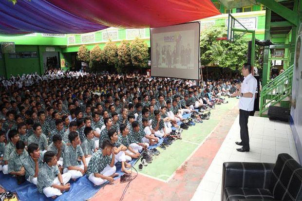 Hary Tanoesoedibjo Motivasi...