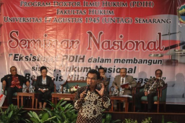 Bupati Kudus Musthofa...
